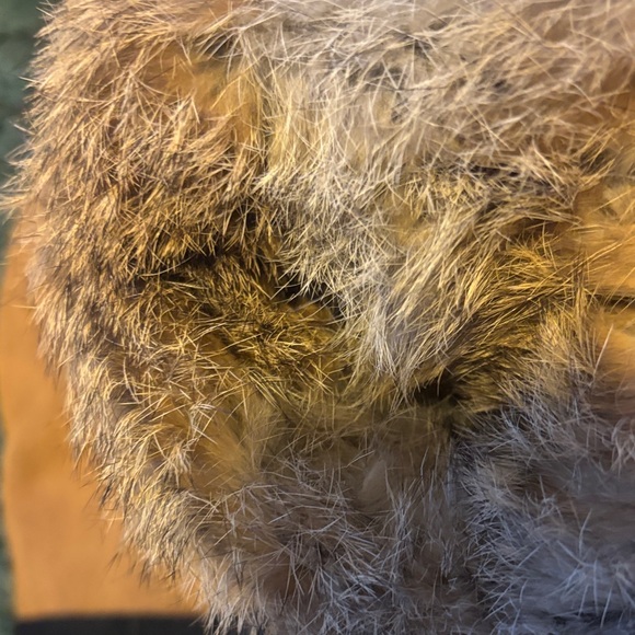 RYSY SHORT CUFF MITTEN IN BROWN - Picture 10 of 15